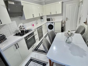 SAMSUN İLKADIM YENİDOĞAN MAH 2+1 3. KAT 100 M2 ASANSÖRLÜ DIŞCEPHELİ CADDE ÜZERİNDE MASRAFSIZ FIRSAT DAİRE  