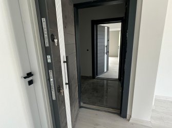 SAMSUN ATAKUM İNCESU MAH 1+1 5.KAT ŞEHİR MANZARALI ASANSÖRLÜ YERDEN ISITMALI OTOPARKLI 1 BALKONLU 55m2 SIFIR DAİRE
