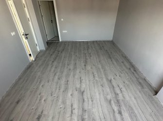 SAMSUN İLKADIM KIŞLA MAH 8.KAT 3+1 YERDEN ISITMALI 2 GENİŞ BALKON 2 BANYO ADA MUTFAK ÖZEL YAPIM OTOPARKLI 145m2 KUPON SIFIR DAİRE