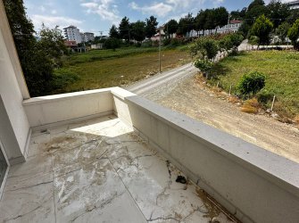 SAMSUN İLKADIM KAVACIK MH 2+1 2.KAT 100m2 GENİŞ BALKONLU OTOPARKLI EBEVEYN BANYOLU SIFIR FIRSAT DAİRE 