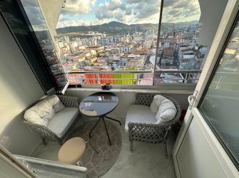 SAMSUN İLKADIM KAZIMKARABEKİR MAH 14.KAT 2+1 100m2 1 CAM BALKONLU 1 KILER ÇİFT ASANSÖRLÜ OTOPARKLI ÖZEL YAPIM DAİRE