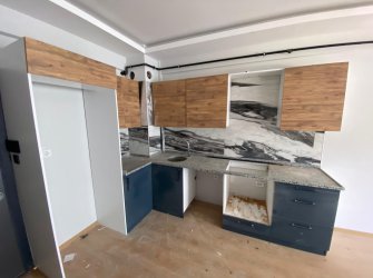 SAMSUN ATAKUM YENİMAHALLE MAH 1+1 50m2 2.KAT CADDE ÜZERİ OTOPAKRLI SIFIR DAİRE