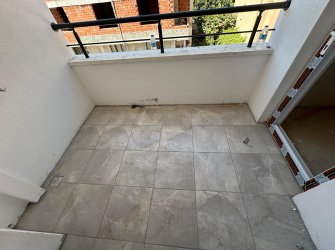 SAMSUN İLKADIM KALKANCI MAH 1.KAT 128m2 NET 1 BALKON 2 BANYO ASANSÖRLÜ 2 AYA TESLİM SIFIR DAİRE 