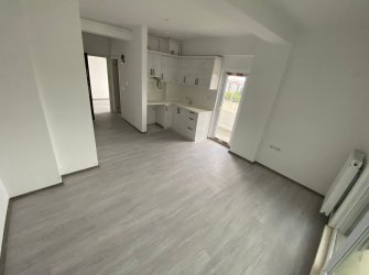 SAMSUN ATAKUM KURUPELİT MAH 1+1 3.KAT 55m2 5 YILLIK KOMBİ TAKILI BUKVARA CEPHE ASANSÖRLÜ KUPON DAİRE 