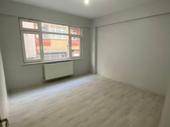 SAMSUN İLKADIM ÇİFTLİK MAH 3+1 1.KAT 120m2 2 BALKONLU KREDİYE UYGUN İÇİ FULL YAPILI FIRSAT DAİRE 