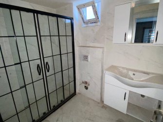 SAMSUN ATAKUM KURUPELİT MAH 2+1 1.KAT 80m2 BALKONLU KREDİYE UYGUN SIFIR SON 2 ADET LOFT DAİRE