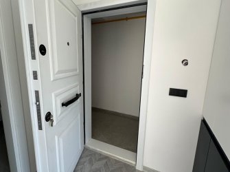 SAMSUN ATAKUM ÇAKIRLAR MAH 1.KAT 1+1 50m2 NET ÇİFT ASANSÖRLÜ GENİŞ BALKONLU ÖZEL YAPIM OTOPARKLI SIFIR DAİRE 