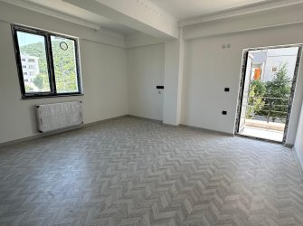 SAMSUN ATAKUM ÇAKIRLAR MAH 1.KAT 1+1 50m2 NET ÇİFT ASANSÖRLÜ GENİŞ BALKONLU ÖZEL YAPIM OTOPARKLI SIFIR DAİRE 