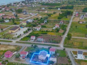 SAMSUN 19 MAYIS DEREKÖY MAH 2.KATLI ÖZEL YAPIM 9+3 HAVUZLU 495m2 ARSA İÇİNDE FIRSAT TRİPLEKS VİLLA