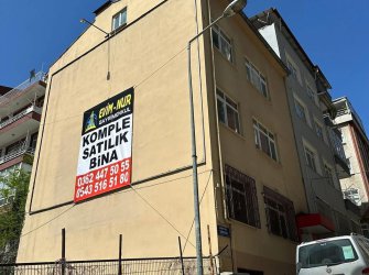 SAMSUN İLKADIM SAİTBEY MAH 100.YIL BULVARINA CEPHE 100m2 ARSA İÇERİSİNDE 3.5 KATLI KOMPLE SATILIK BİNA ( 3 DAİRE MASRAFSIZDIR )