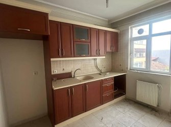 SAMSUN İLKADIM SAİTBEY MAH 100.YIL BULVARINA CEPHE 100m2 ARSA İÇERİSİNDE 3.5 KATLI KOMPLE SATILIK BİNA ( 3 DAİRE MASRAFSIZDIR )