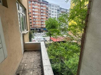 SAMSUN İLKADIM SAİTBEY MAH 100.YIL BULVARINA CEPHE 100m2 ARSA İÇERİSİNDE 3.5 KATLI KOMPLE SATILIK BİNA ( 3 DAİRE MASRAFSIZDIR )