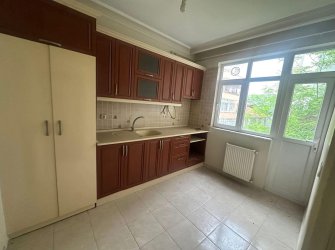 SAMSUN İLKADIM SAİTBEY MAH 100.YIL BULVARINA CEPHE 100m2 ARSA İÇERİSİNDE 3.5 KATLI KOMPLE SATILIK BİNA ( 3 DAİRE MASRAFSIZDIR )