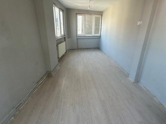 SAMSUN İLKADIM UNKAPANI MAH 60m2 ARSA İÇERİSİNDE 5.KATLI BİTİŞİK NİZAM DOĞALGAZLI KOMPLE SATILIK BİNA  ( DAİRELER 1+1 İÇİ YAPILI )