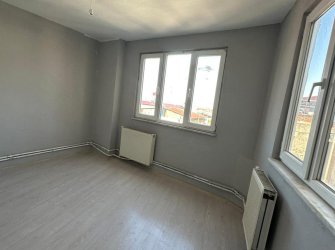 SAMSUN İLKADIM UNKAPANI MAH 60m2 ARSA İÇERİSİNDE 5.KATLI BİTİŞİK NİZAM DOĞALGAZLI KOMPLE SATILIK BİNA  ( DAİRELER 1+1 İÇİ YAPILI )