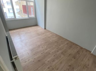 SAMSUN İLKADIM YENİDOĞAN MH 2+1 1.KAT DOĞALGAZLI BALKONLU MÜKEMMEL KONUMDA KİRALIK DAİRE 