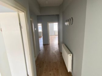 SAMSUN İLKADIM YENİDOĞAN MH 2+1 1.KAT DOĞALGAZLI BALKONLU MÜKEMMEL KONUMDA KİRALIK DAİRE 