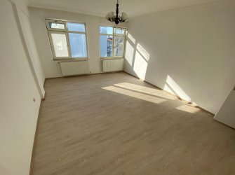 SAMSUN İLKADIM BAHÇELİEVLER MH 3+1 3.KAT 120m2 DIŞCEPHELİ BALKONLU DOĞALGAZLI MASRAFSIZ FIRSAT DAİRE 