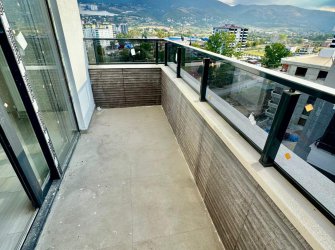 SAMSUN İLKADIM KIŞLA MH 3+1 135m2 8.KAT 2 BALKONLU 2 BANYOLU GİYİNME ODALI KREDİYE UYGUN SATILIK FIRSAT DAİRE