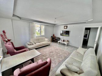 SAMSUN İLKADIM KALKANCI MAH 2+1 120m2 GİRİŞ KAT GENİŞ MUTFAKLI DIŞ CEPHELİ OTOPARKLI EBEVEYN BANYOLU ASANSÖRLÜ LUX DAİRE