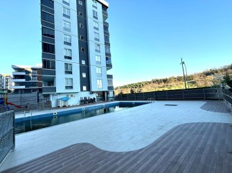 SAMSUN İLKADIM BARUTHANE MAH 2+1 7.KAT 115m2 CAM BALKONLU KOMBİ TAKILI SİTE İÇİ SIFIR DAİRE