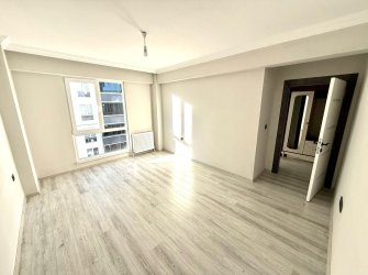 SAMSUN İLKADIM BARUTHANE MAH 2+1 7.KAT 115m2 CAM BALKONLU KOMBİ TAKILI SİTE İÇİ SIFIR DAİRE