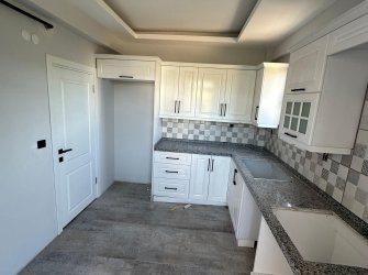 SAMSUN CANİK HASKÖY MAH 2+1 100m2 NET CADDEYE CEPHE OTOPARKLI ASANSÖRLÜ 2 BALKON 2 BANYO VESTİYERLİ 