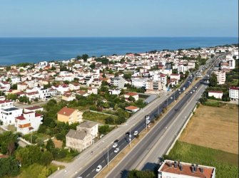 SAMSUN ATAKUM ÇAKIRLAR MAH 700m2 3 YOLA CEPHELİ 2.5.KAT İMARLI ARSA 