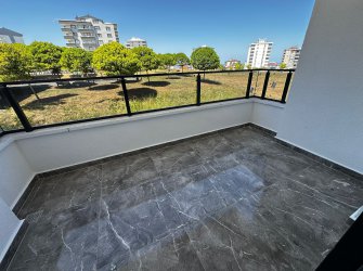 SAMSUN ATAKUM KAMALI’DA 3+1 1.KAT EBEVEYN BANYOLU GENİŞ BALKONLU YERDEN ISITMALI 145m2 ÖNÜ AÇIK OTOPARKLI LÜX YAPIM FIRSAT DAİRE