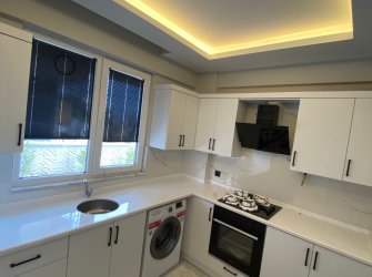 SAMSUN ATAKUM KURUPELİT MH 1+1 YÜKSEK GİRİŞ BALKONLU OTOPARKLI ÖZEL YAPIM EŞYALI FIRSAT DAİRE