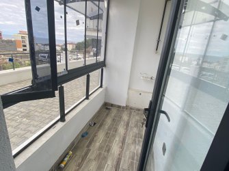 SAMSUN ATAKUM KURUPELİT MH 1+1 50m2 YÜKSEK GİRİŞ CAM BALKONLU YERDEN ISITMALI OTOPARKLI SIFIR FIRSAT DAİRE