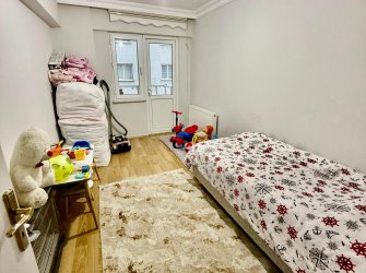 SAMSUN İLKADIM KIŞLA MH 3+1 125m2 4.KAT DOĞALGAZLI DIŞ CEPHELİ ASANSÖRLÜ 2 BALKONLU CADDEYE CEPHE KREDİYE UYGUN 10 YILLIK SATILIK FIRSAT DAİRE