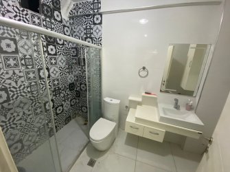 SAMSUN İLKADIM ÇİFTLİK MH 3+1 3.KAT 130m2 CAM BALKONLU ASANSÖRLÜ CADDEYE CEPHE FIRSAT DAİRE