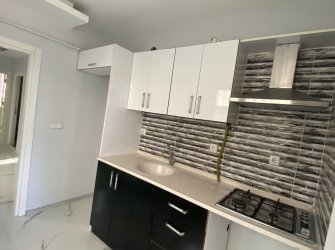 SAMSUN İLKADIM KALKANCI MH 1+1 50m2 GİRİŞ KAT KOMBİLİ OTOPARKLI YATIRIMA UYGUN FIRSAT DAİRE