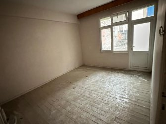 SAMSUN İLKADIM SELAHİYE MAH 2.KAT 3+1 2 BALKONLU 130m2 KREDİYE UYGUN MASRAFLI FIRSAT DAİRE 