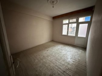 SAMSUN İLKADIM SELAHİYE MAH 2.KAT 3+1 2 BALKONLU 130m2 KREDİYE UYGUN MASRAFLI FIRSAT DAİRE 