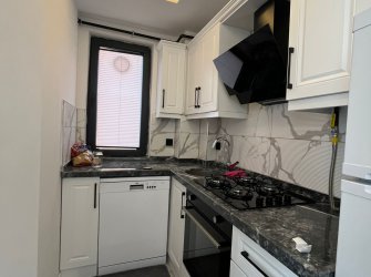 SAMSUN ATAKUM KURUPELİT MAH. 1+1 EŞYALI 2.KAT 60m2  OTOPARKLI ASANSÖRLÜ YERDEN ISITMALI ÖZEL YAPIM LÜX SIFIR FIRSAT DAİRE