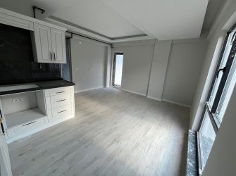 SAMSUN ATAKUM ÇAKIRLAR YALI MAH. 1+1 3.KAT 60m2 OTOPARKLI ASANSÖRLÜ GENİŞ VE MANZARALI BALKON YERDEN ISITMALI SIFIR FIRSAT DAİRE 
