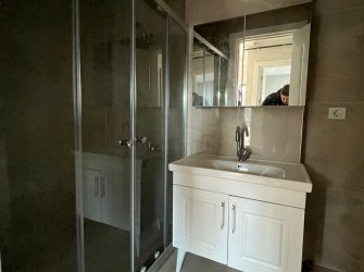 SAMSUN ATAKUM ÇAKIRLAR YALI MAH. 1+1 3.KAT 60m2 OTOPARKLI ASANSÖRLÜ GENİŞ VE MANZARALI BALKON YERDEN ISITMALI SIFIR FIRSAT DAİRE 