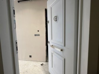 SAMSUN İLKADIM KALKANCI MH. 1+1 1.KAT 60m2 ASANSÖRLÜ OTOPARKLI GENİŞ BALKONLU ÖZEL YAPIM SIFIR FIRSAT DAİRE 