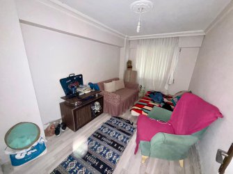 SAMSUN İLKADIM KIŞLA MH. 2+1 90 M2 BAHÇE KAT 13 YILLIK BİNADA DIŞCEPHELİ DOĞALGAZLI BAHÇELİ MERKEZİ KONUMDA KREDİYE UYGUN SATILIK DAİRE...