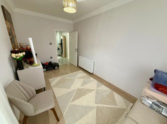 SAMSUN İLKADIM KAVACIK MH. 3+1 130 m2 YÜKSEK GİRİŞ KAT 3 YILLIK BİNADA 2 CAM BALKONLU EBEVEYN BANYOLU SİTE İÇİ KREDİYE UYGUN SATILIK FIRSAT DAİRE…