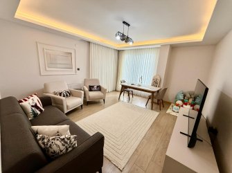 SAMSUN İLKADIM KAVACIK MH. 3+1 130 m2 YÜKSEK GİRİŞ KAT 3 YILLIK BİNADA 2 CAM BALKONLU EBEVEYN BANYOLU SİTE İÇİ KREDİYE UYGUN SATILIK FIRSAT DAİRE…