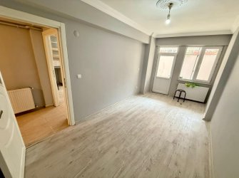 SAMSUN İLKADIM YENİDOĞAN MH 2+1 80 m2 BAHÇE KAT AMERİKAN MUTFAK DOĞALGAZLI DIŞ CEPHELİ MÜSTAKİL BAHÇELİ KREDİYE UYGUN SATILIK 10 YILLIK FIRSAT DAİRE…