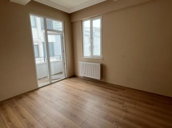 SAMSUN İLKADIM BARUTHANE MAH. 2+1 2.KAT 110m2   OTOPARKLI ASANSÖRLÜ 2 BALKONLU EBEVEYN BANYOLU CAM BALKONLU KOMBİSİ TAKILI FIRSAT DAİRE…