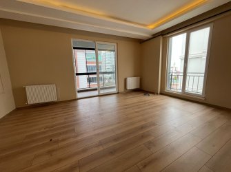 SAMSUN İLKADIM BARUTHANE MAH. 2+1 2.KAT 110m2   OTOPARKLI ASANSÖRLÜ 2 BALKONLU EBEVEYN BANYOLU CAM BALKONLU KOMBİSİ TAKILI FIRSAT DAİRE…