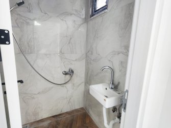 SAMSUN İLKADIM TEPECİK MH. 2+1 5. KAT 85 M2 EBEVEYN BANYOLU ÇİFT BALKONLU YERDEN ISITMA KREDİYE UYGUN SIFIR FIRSAT DAİRE..