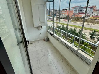SAMSUN İLKADIM TEPECİK MH. 2+1 90 M2 4. KAT AMERİKAN MUTFAK CAM BALKONLU EBEVEYN BANYOLU DOĞALGAZLI OTOPARKLI MERKEZİ KONUMDA SİTE İÇİNDE MASRAFSIZ KİRALIK DAİRE…