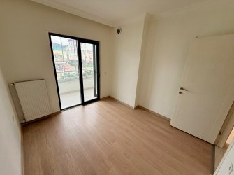 SAMSUN İLKADIM TEPECİK MH. 2+1 90 M2 4. KAT AMERİKAN MUTFAK CAM BALKONLU EBEVEYN BANYOLU DOĞALGAZLI OTOPARKLI MERKEZİ KONUMDA SİTE İÇİNDE MASRAFSIZ KİRALIK DAİRE…