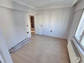SAMSUN ATAKUM ATAKENT MH. CAĞLOĞLU BULVARINA CEPHE 3+1 4.KAT 120m2 CAM BALKONLU FIRSAT DAİRE...